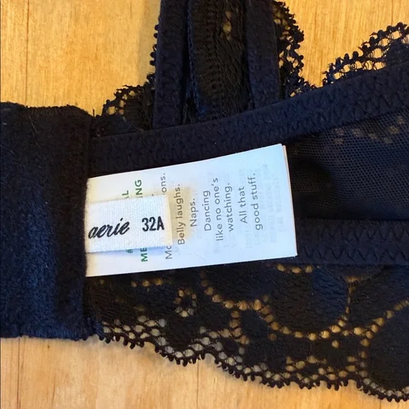 Aerie Wireless Black Lace Bralette 32A Sans Armature - Picture 4 of 7